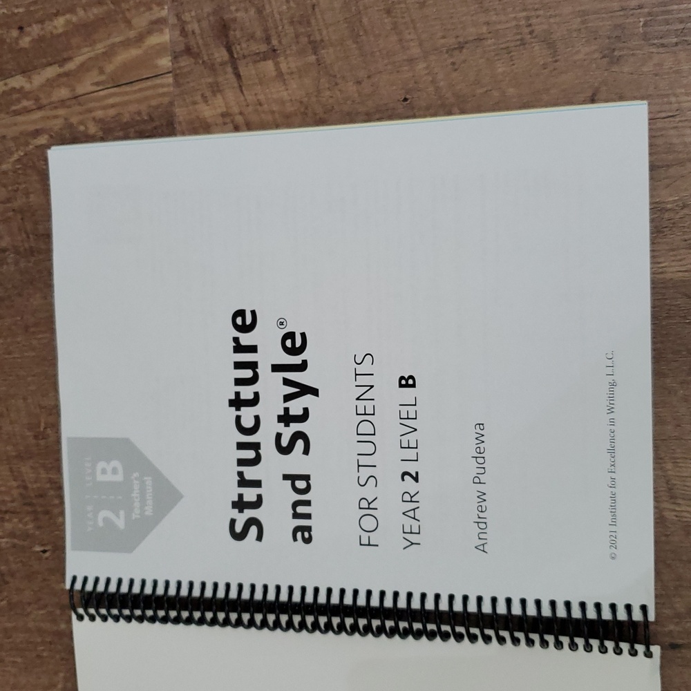 5/$15 IEW Structure and Style Teacher's Manual - Picture 6 of 6